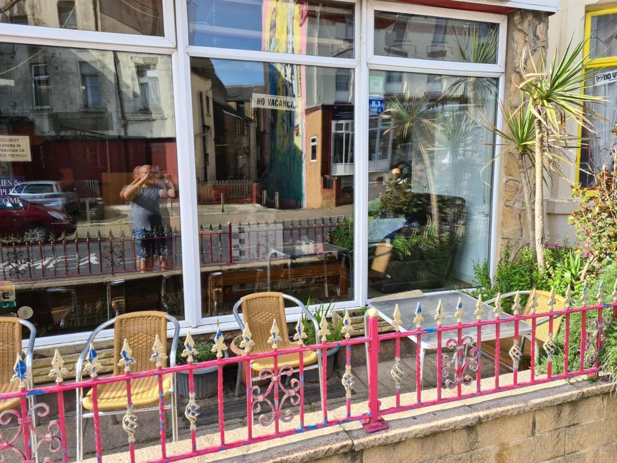 Frankies Hotel - Blackpool — Photos 2